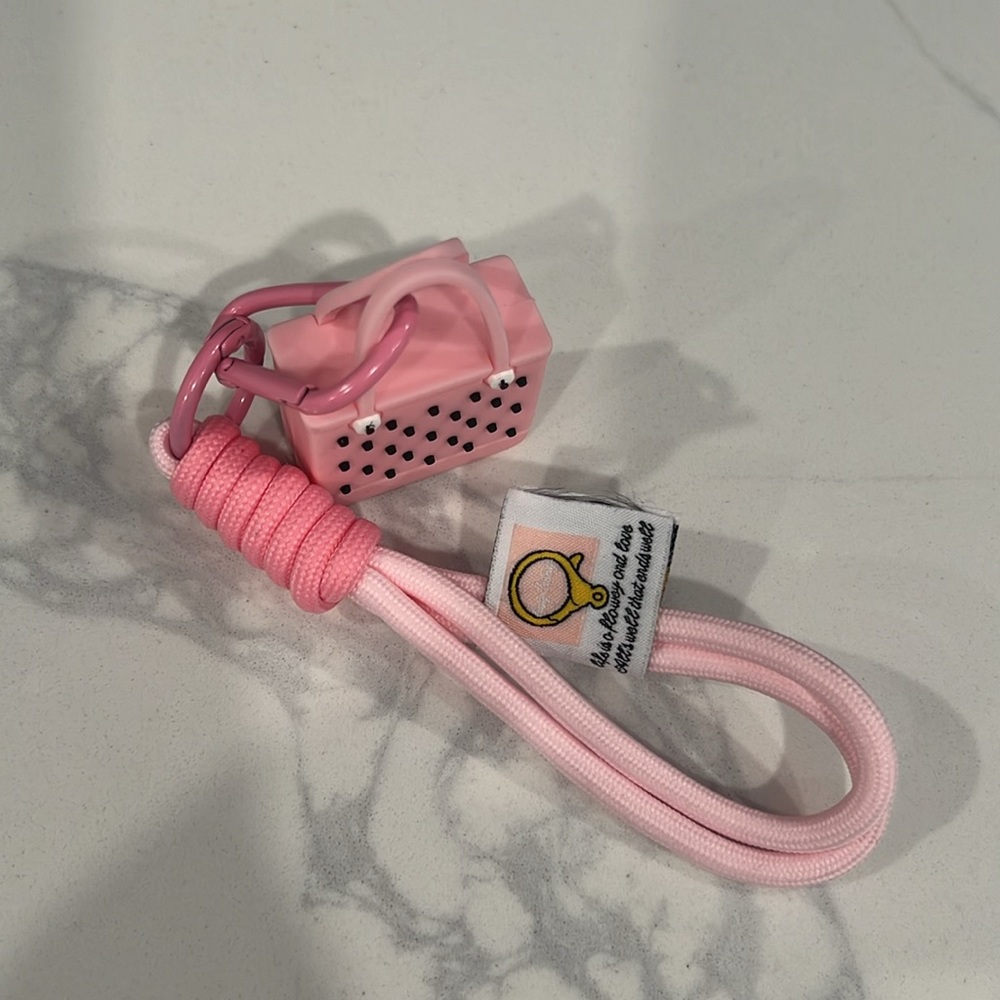 Cute💕PINK Keychain - Picture 15 of 16